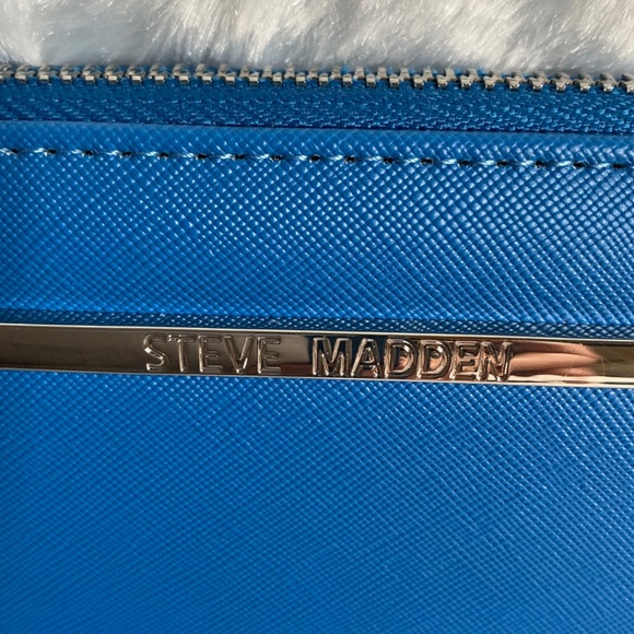 Steve Madden Wallet - Picture 2 of 6
